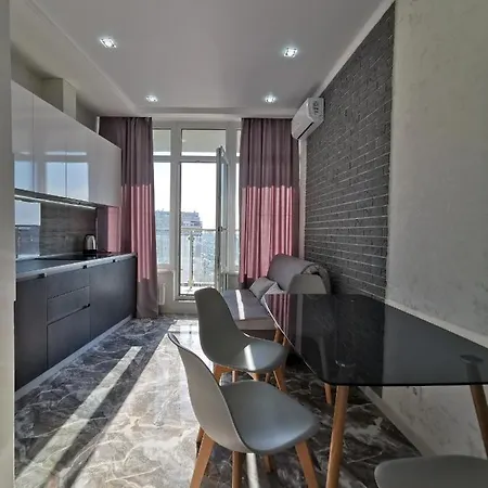 Apartment двухкомнатная квартира в аркадии возле пляжа Ibiza *
