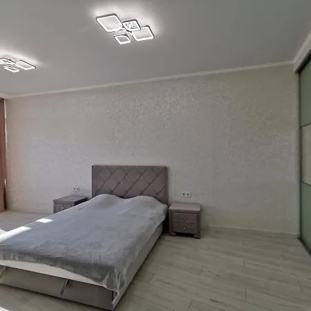 двухкомнатная квартира в аркадии возле пляжа Ibiza Apartment